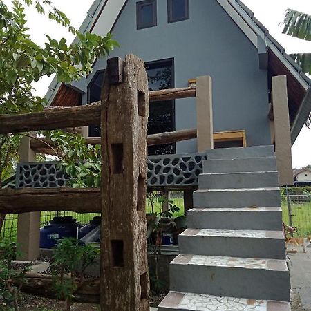 Joglopari Guesthouse Room 2 Bukan Untuk Pasangan Non Pasutri Tjepit Eksteriør bilde