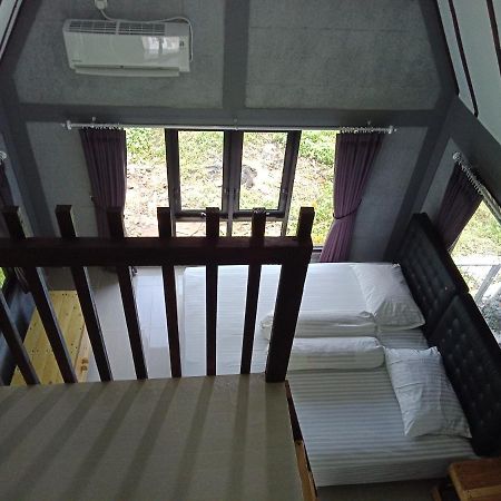 Joglopari Guesthouse Room 2 Bukan Untuk Pasangan Non Pasutri Tjepit Eksteriør bilde