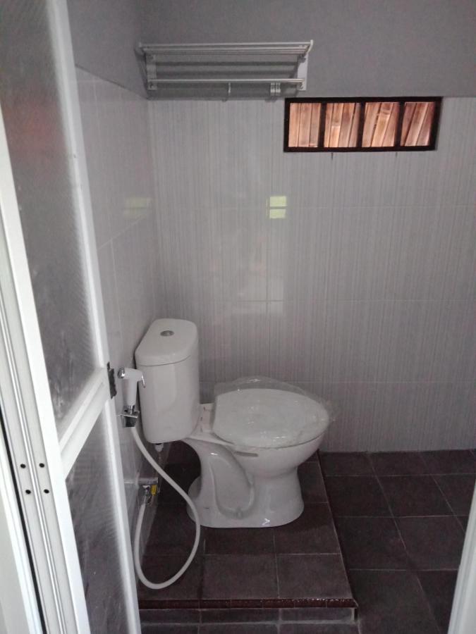 Joglopari Guesthouse Room 2 Bukan Untuk Pasangan Non Pasutri Tjepit Eksteriør bilde