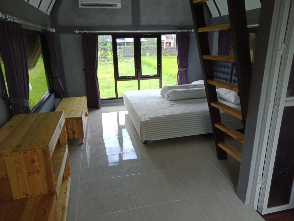 Joglopari Guesthouse Room 2 Bukan Untuk Pasangan Non Pasutri Tjepit Eksteriør bilde